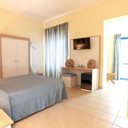 Hotel Villa Giulia Porto Azzurro Kültér fotó