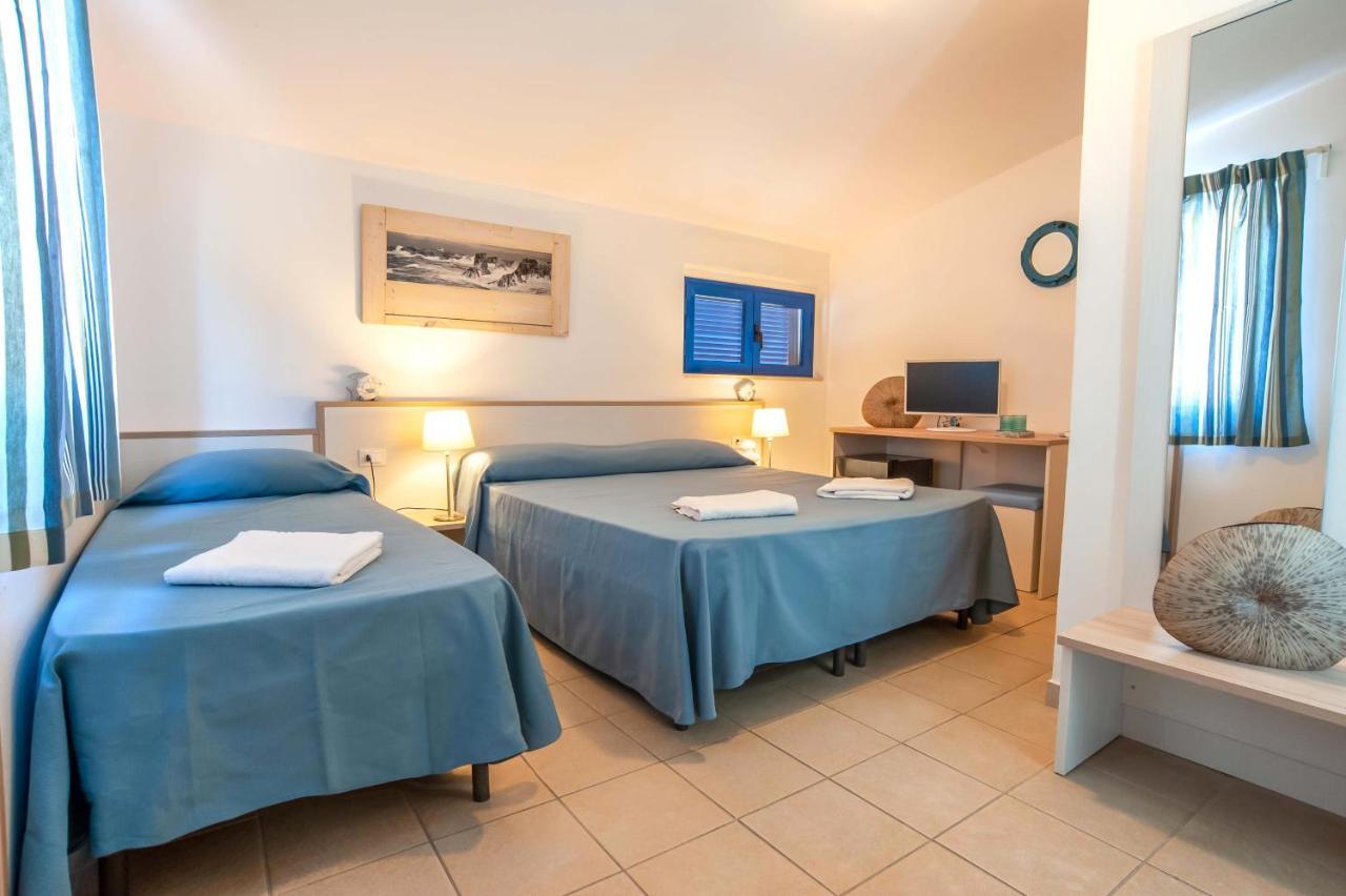 Hotel Villa Giulia Porto Azzurro Kültér fotó