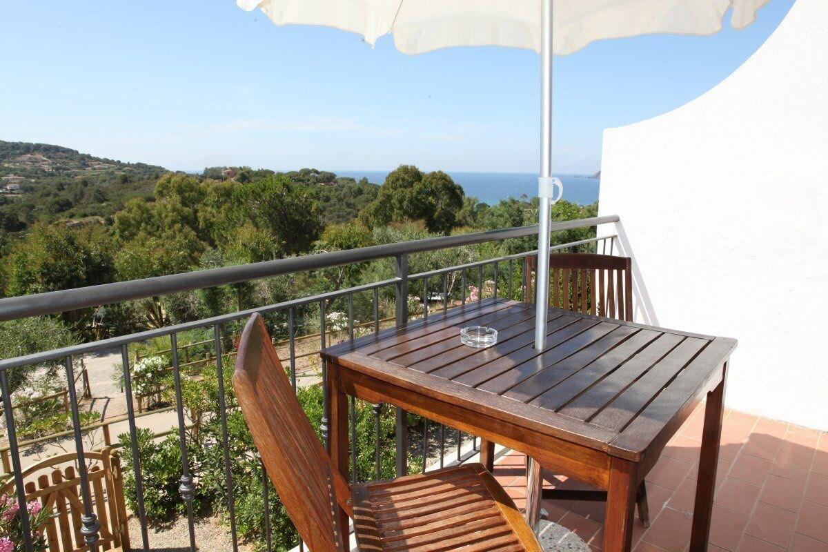 Hotel Villa Giulia Porto Azzurro Kültér fotó