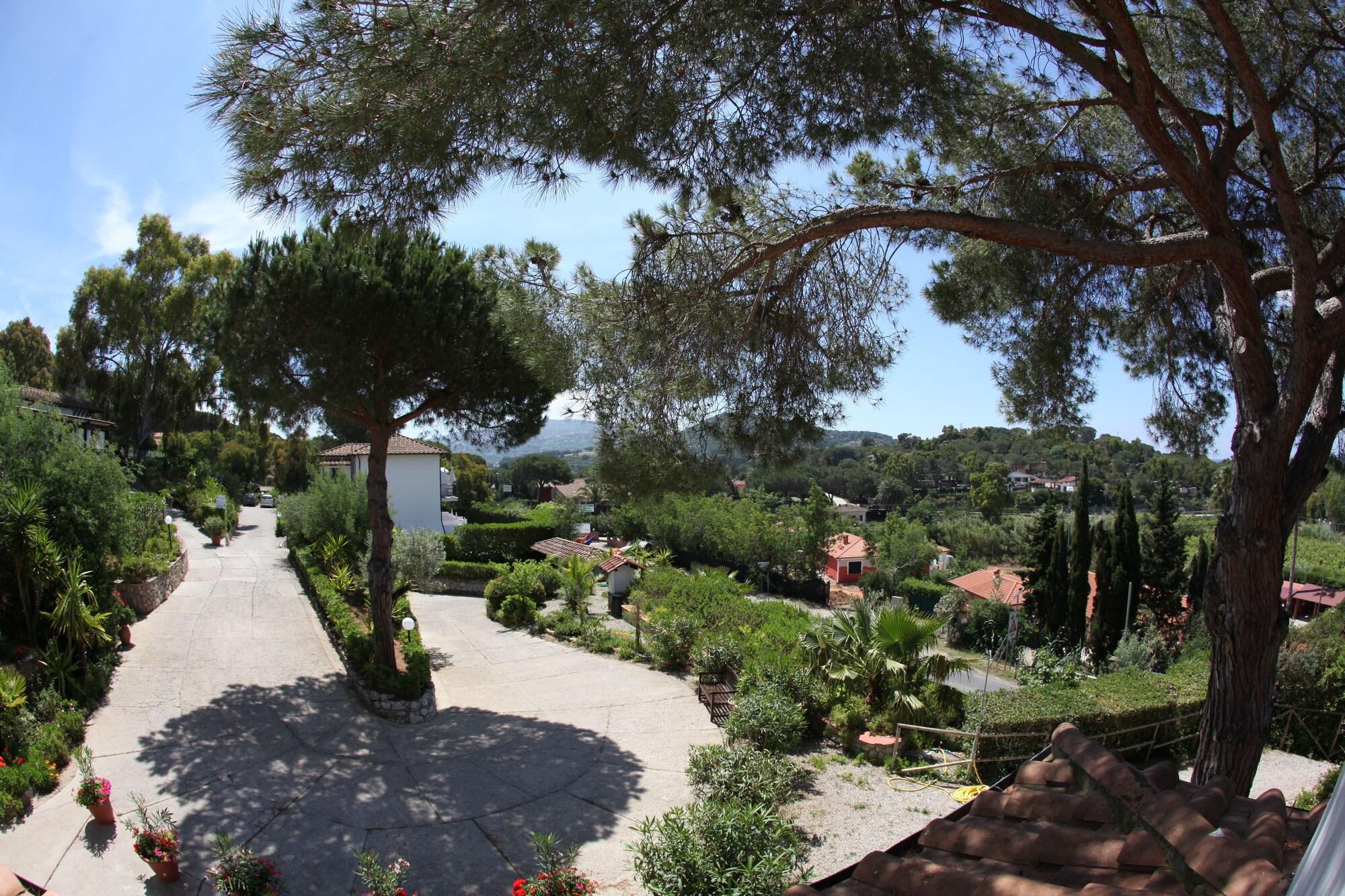 Hotel Villa Giulia Porto Azzurro Kültér fotó