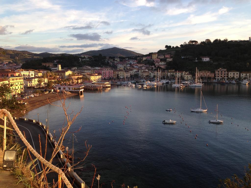 Hotel Villa Giulia Porto Azzurro Kültér fotó