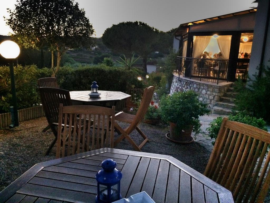 Hotel Villa Giulia Porto Azzurro Kültér fotó