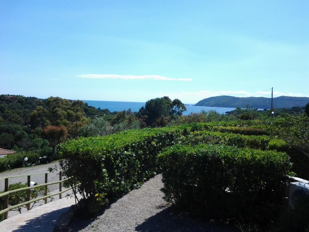 Hotel Villa Giulia Porto Azzurro Kültér fotó