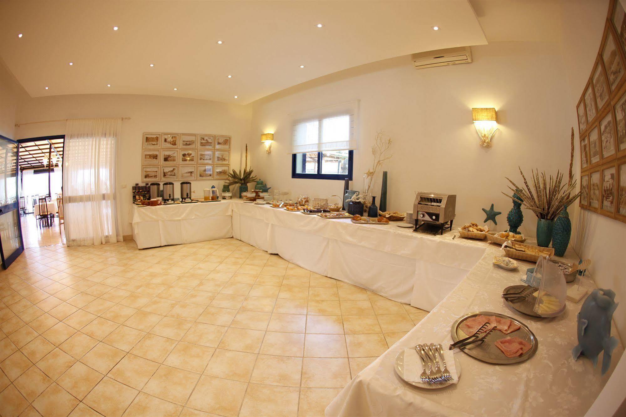 Hotel Villa Giulia Porto Azzurro Kültér fotó