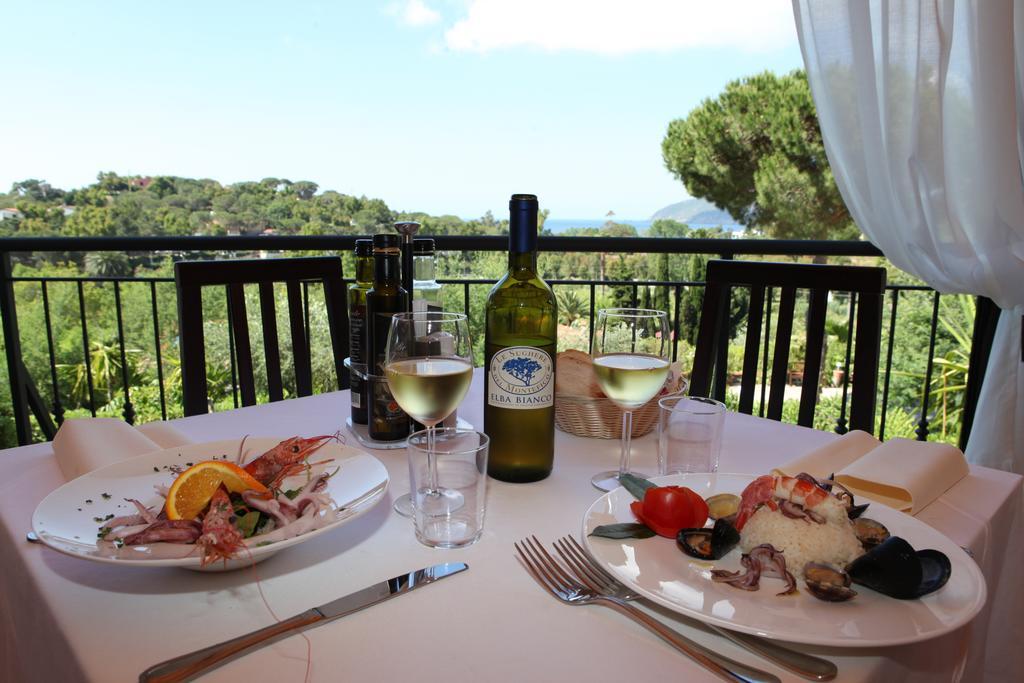 Hotel Villa Giulia Porto Azzurro Kültér fotó